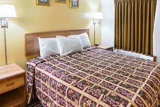 Rodeway Inn & Suites,Olmsted County>>Austin,2 star