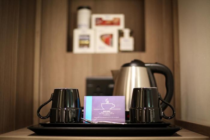 Mena Plaza Hotel Albarsha,Near Mall Of The Emirates,4 star