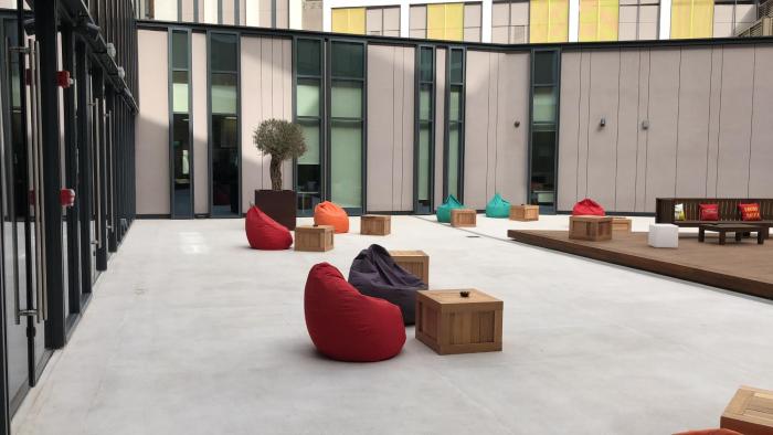 hampton by hilton dubai al seef