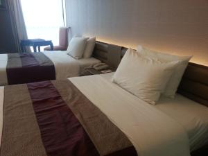 the e hotel makati