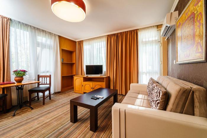 hotel avion self check in