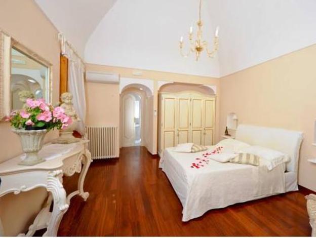 villa mary suites