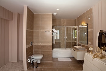 golf royal residence