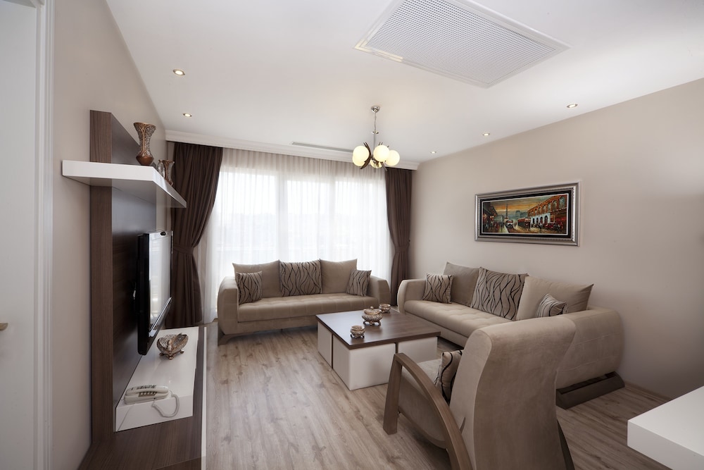 golf royal residence