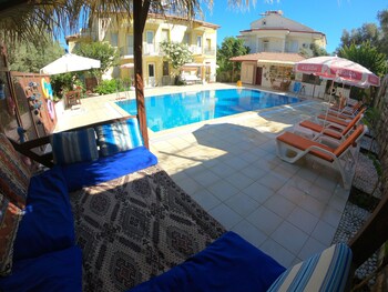 sarihan apart otel