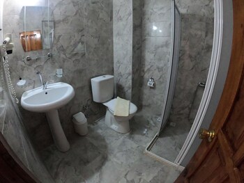 sarihan apart otel