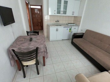 sarihan apart otel