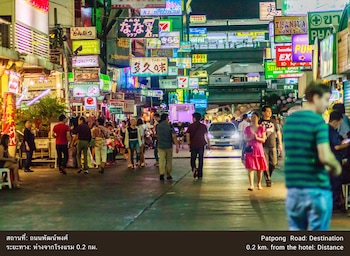 the tarntawan hotel surawong bangkok