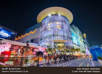 the tarntawan hotel surawong bangkok