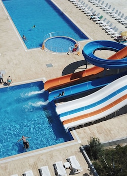 burgaz resort aquapark hotel