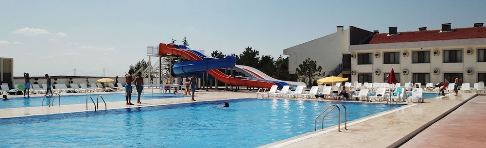 burgaz resort aquapark hotel