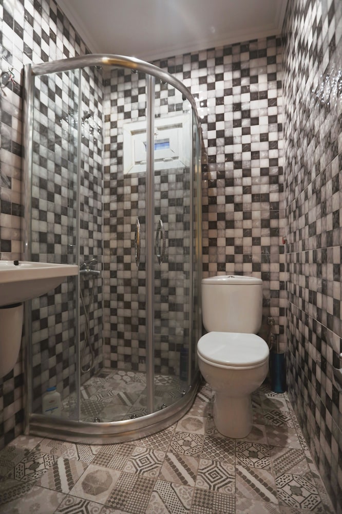 cheers vintage hostel