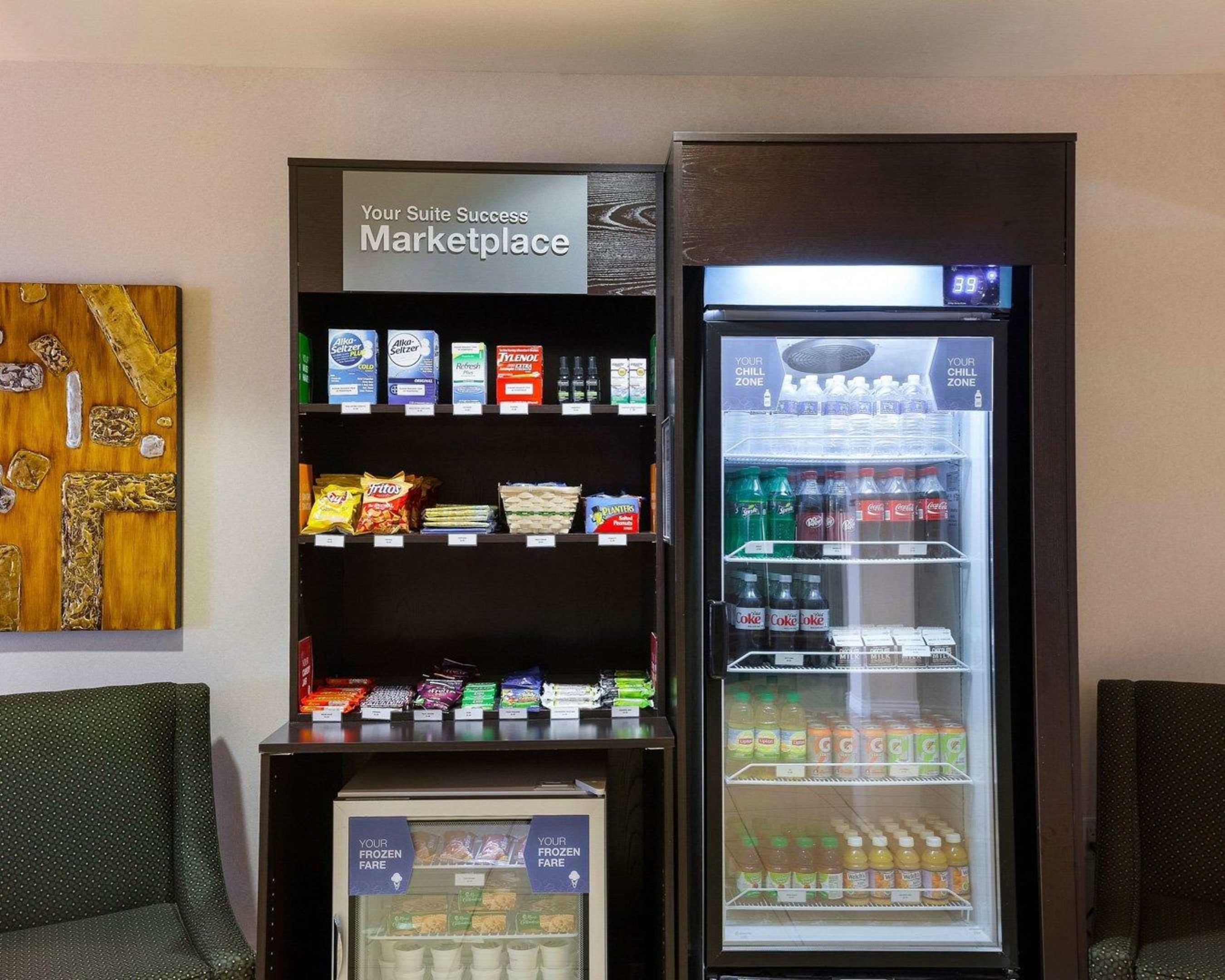 comfort suites university