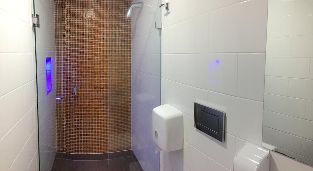 europa melbourne hostel