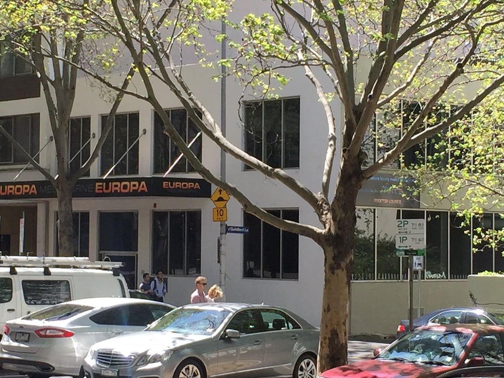 europa melbourne hostel