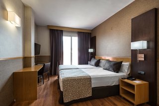 catalonia sagrada familia