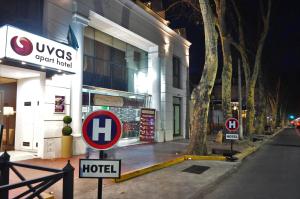 uvas apart hotel