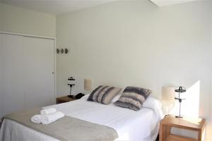 O2 Hotel Gesell,Near Paseo De Los Artesanos,3 star