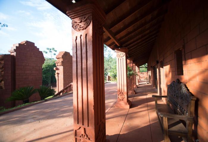 guamini mision hotel