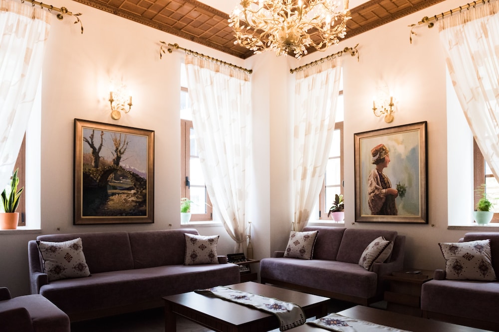 hotel argjiro