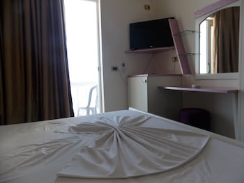Hotel Erdano,Vlorë County>>Sarandë,3 star
