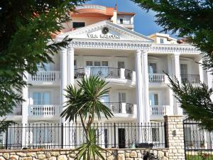 Vila Kalcuni,Vlorë County>>Sarandë,4 star