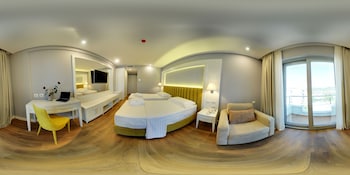 Premium Beach Hotel,,3.5 star