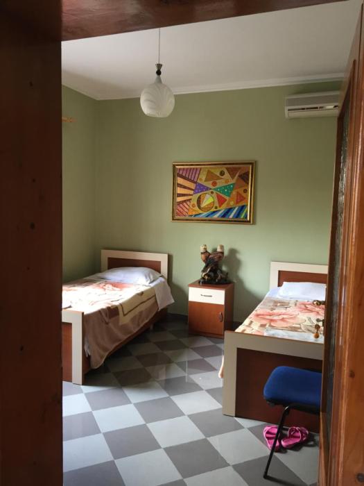 hostel grande house