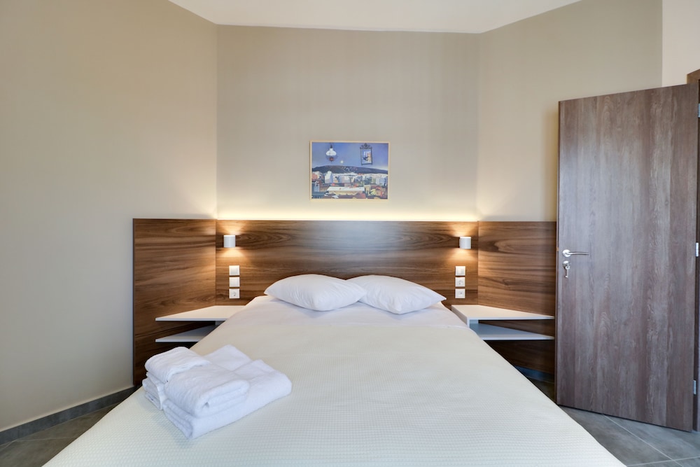 athens comfort suites and apartments