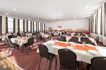 Hotel Plus,Ruzinov>>Bratislava,3 star