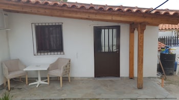 markopoulo mesogaias