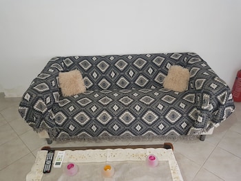 markopoulo mesogaias