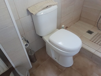 markopoulo mesogaias