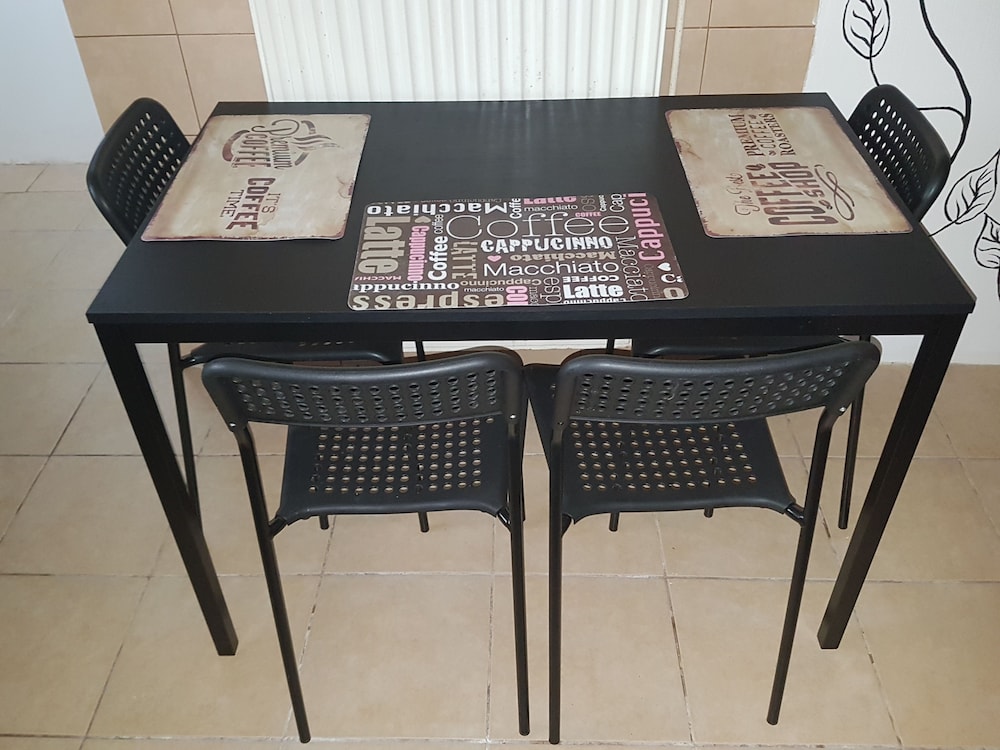 markopoulo mesogaias