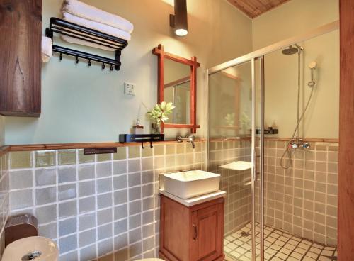 yangshuo village inn