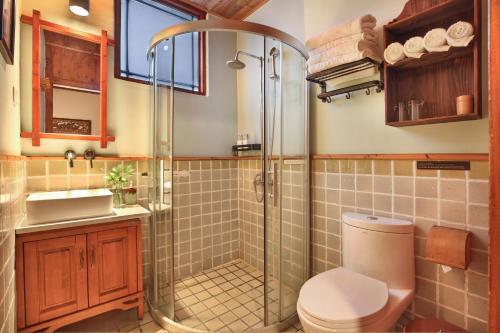 yangshuo village inn