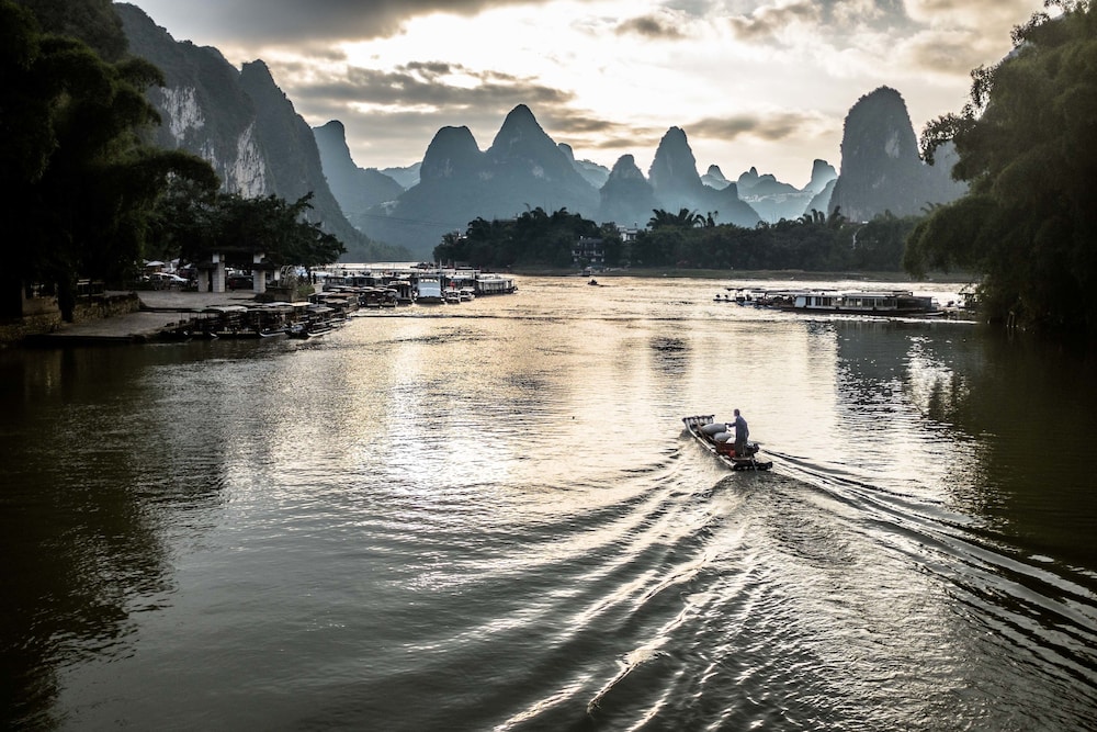 yangshuo village inn