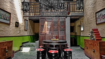 yangshuo village inn