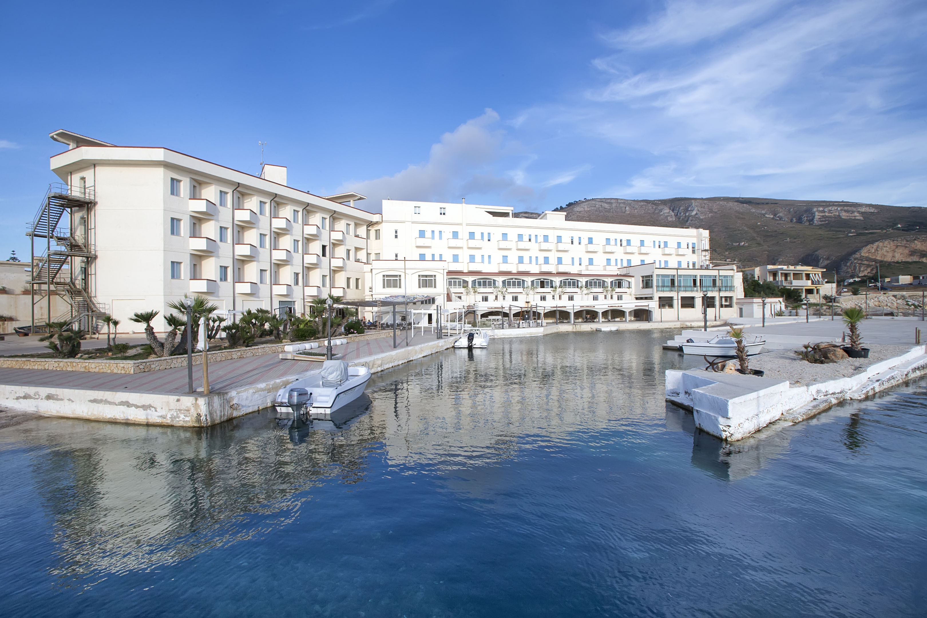 hotel tirreno