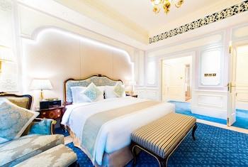 legend palace hotel