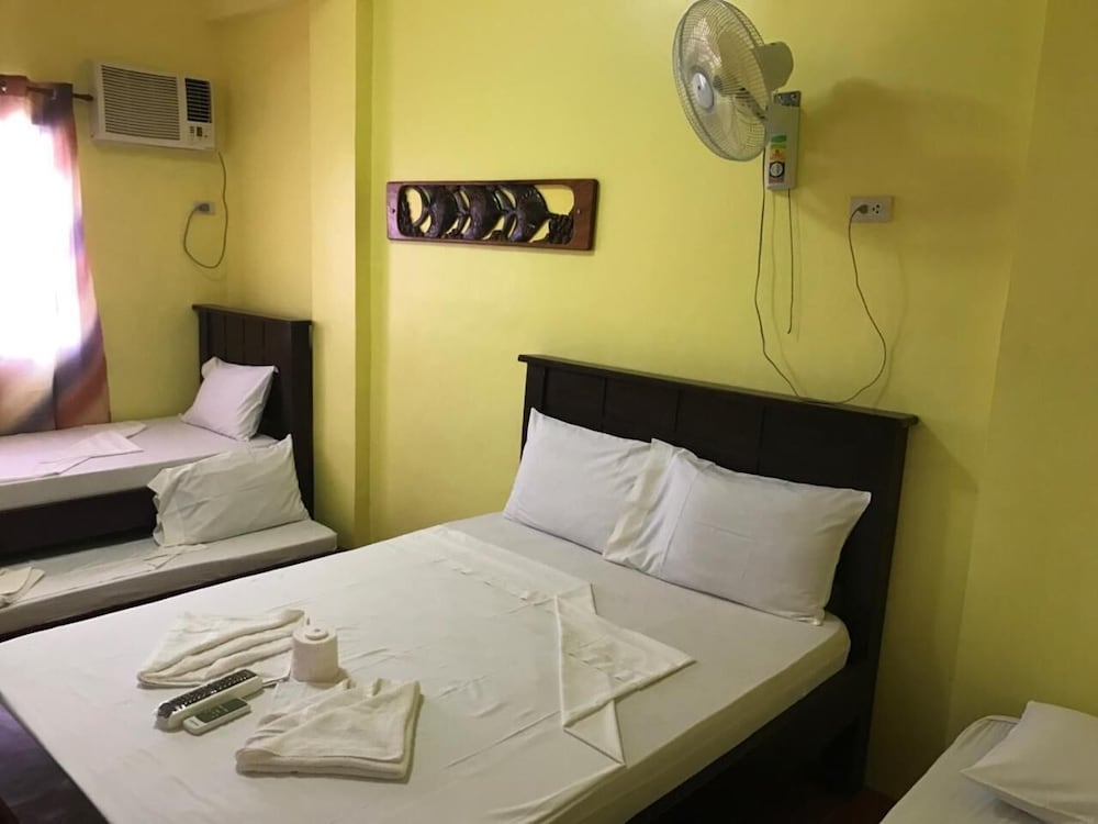 luis bay travellers lodge coron