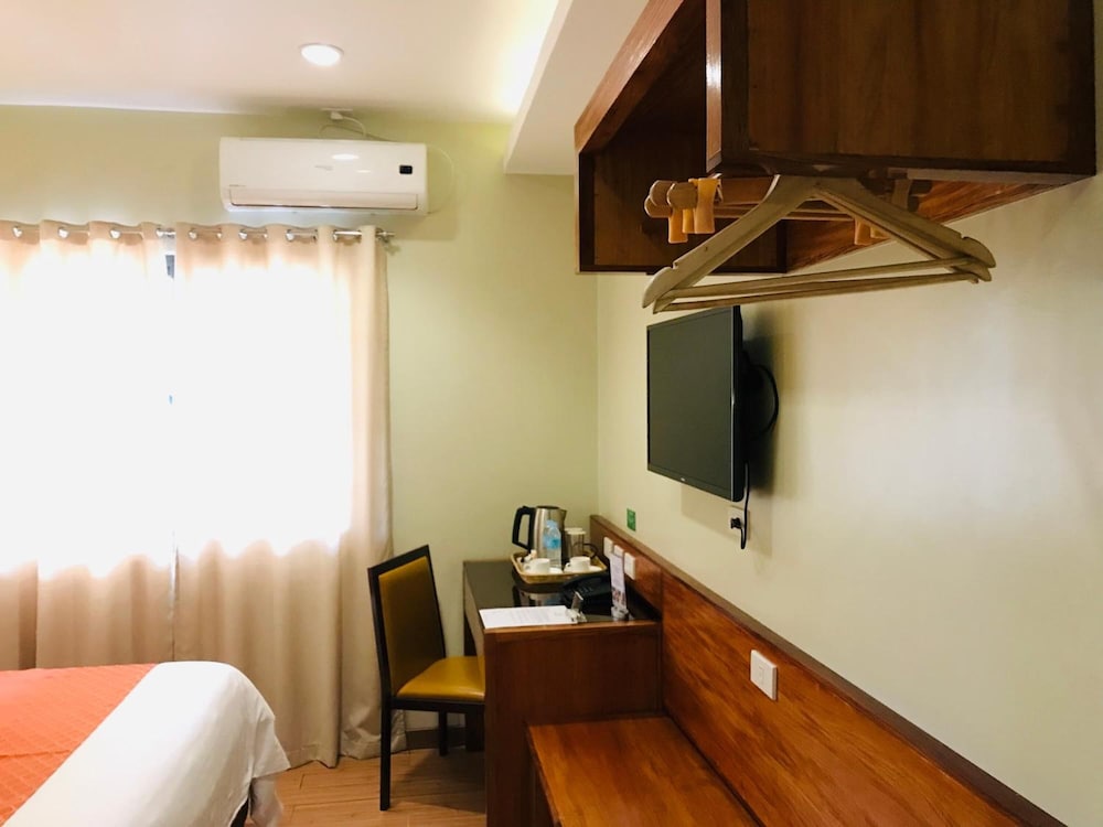 coron soleil express hotel