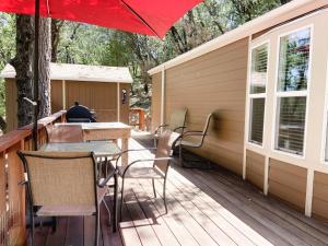 Lazy Z Resort,Mi-Wuk Village>>California,3 star