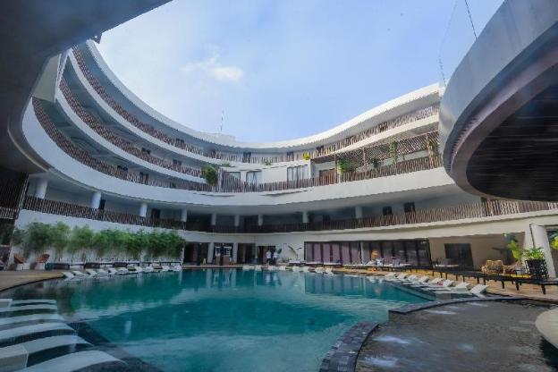 hue hotels and resorts boracay managed by hii