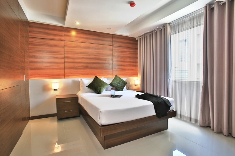 valero grand suites by swiss belhotel makati