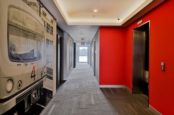 red planet manila bay