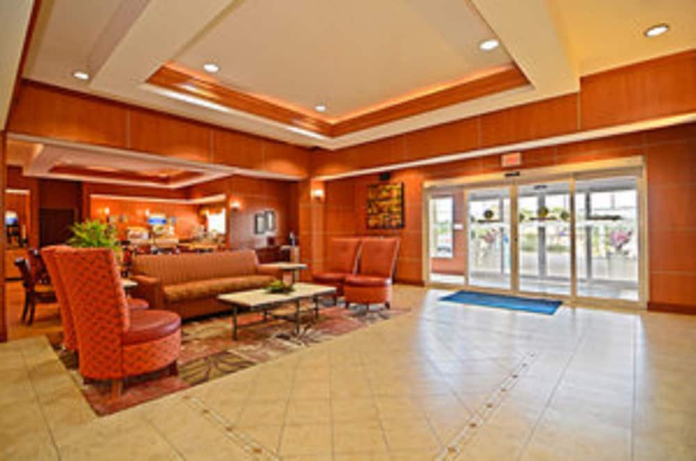 holiday inn express and suites bonifay by ihg