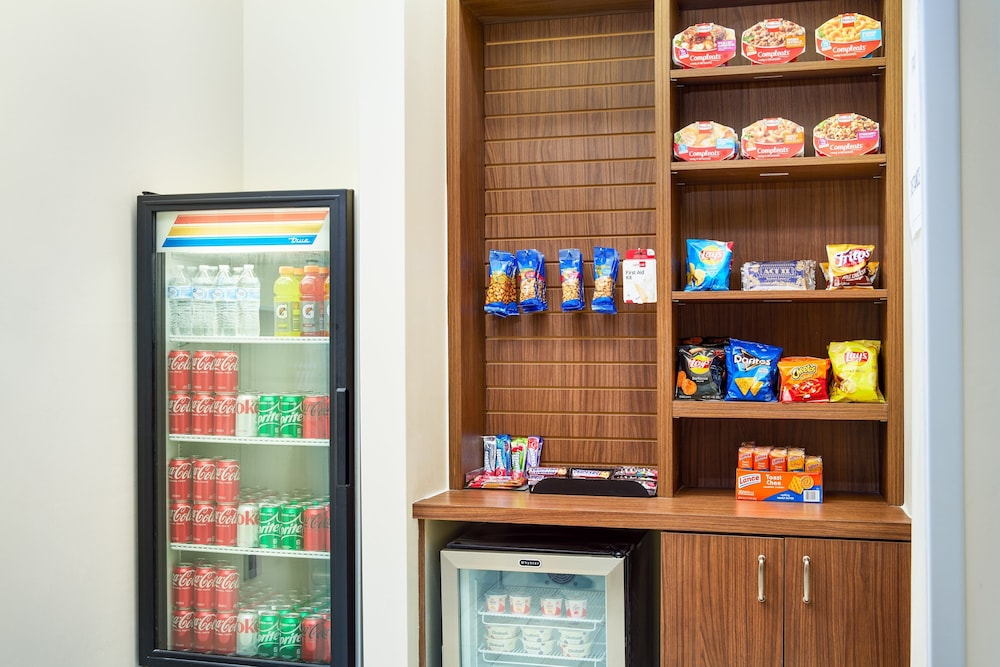 holiday inn express and suites bonifay by ihg