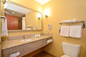 holiday inn express and suites bonifay by ihg