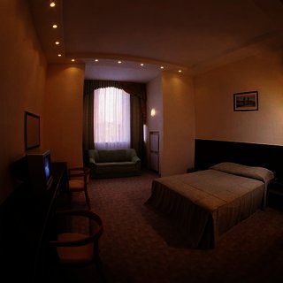 Astoria Hotel,,3 star